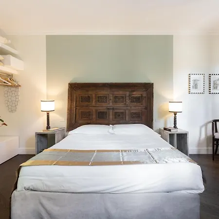 Novella Goldoni Suite-by Concierge Apartment *