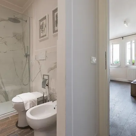 Novella Goldoni Suite-by Concierge